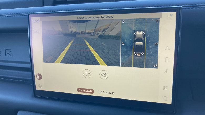 Land Rover Defender 2.0 P300 X-Dynamic HSE 90 3dr Auto Petrol Estate